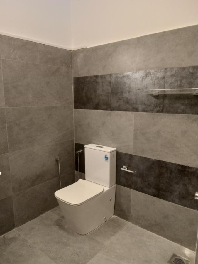 Bed and Breakfast Sky Bloom Homagama Екстер'єр фото