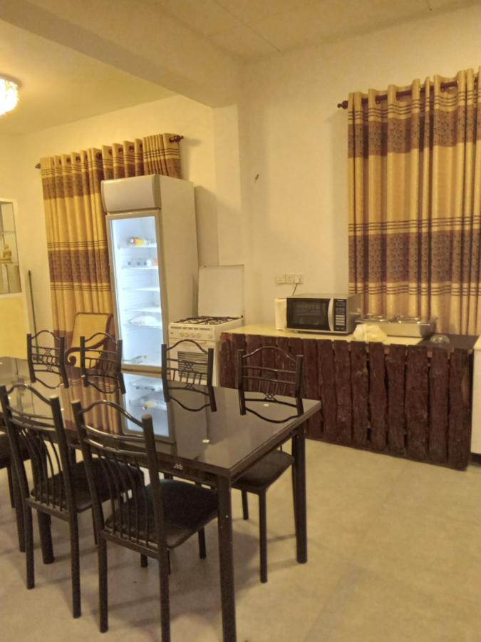 Bed and Breakfast Sky Bloom Homagama Екстер'єр фото