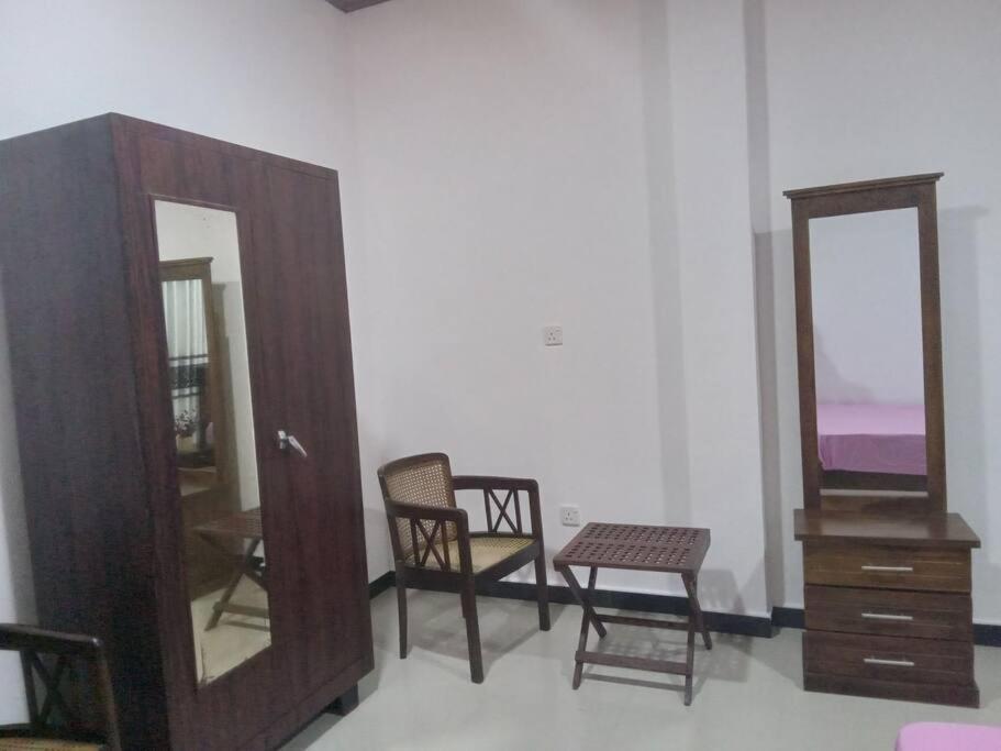 Bed and Breakfast Sky Bloom Homagama Екстер'єр фото