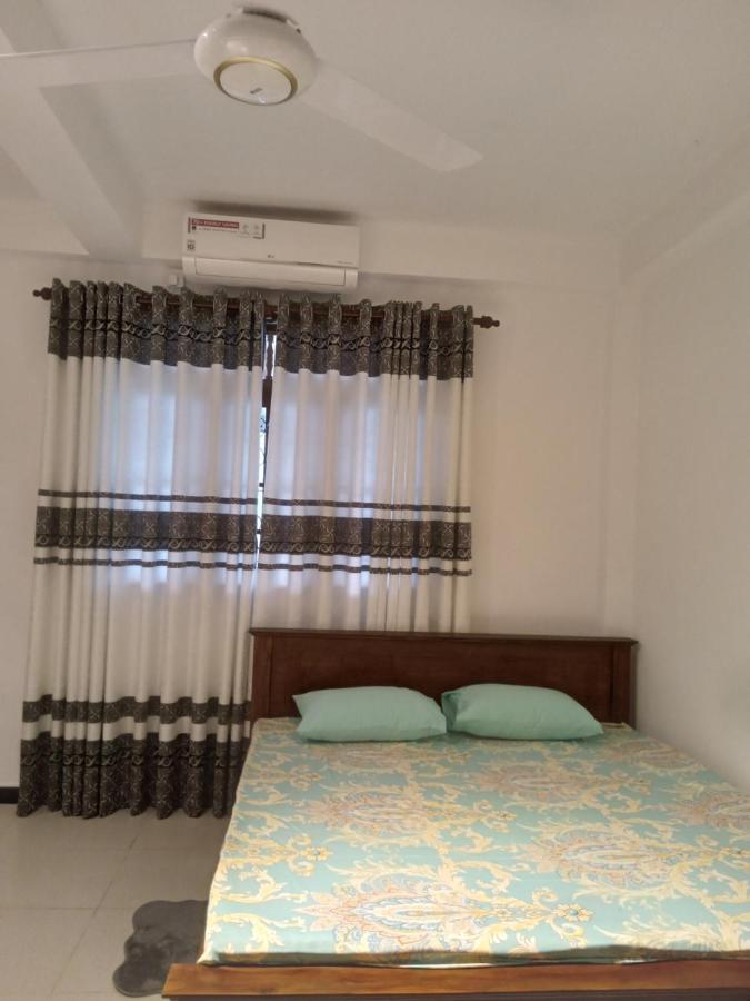 Bed and Breakfast Sky Bloom Homagama Екстер'єр фото